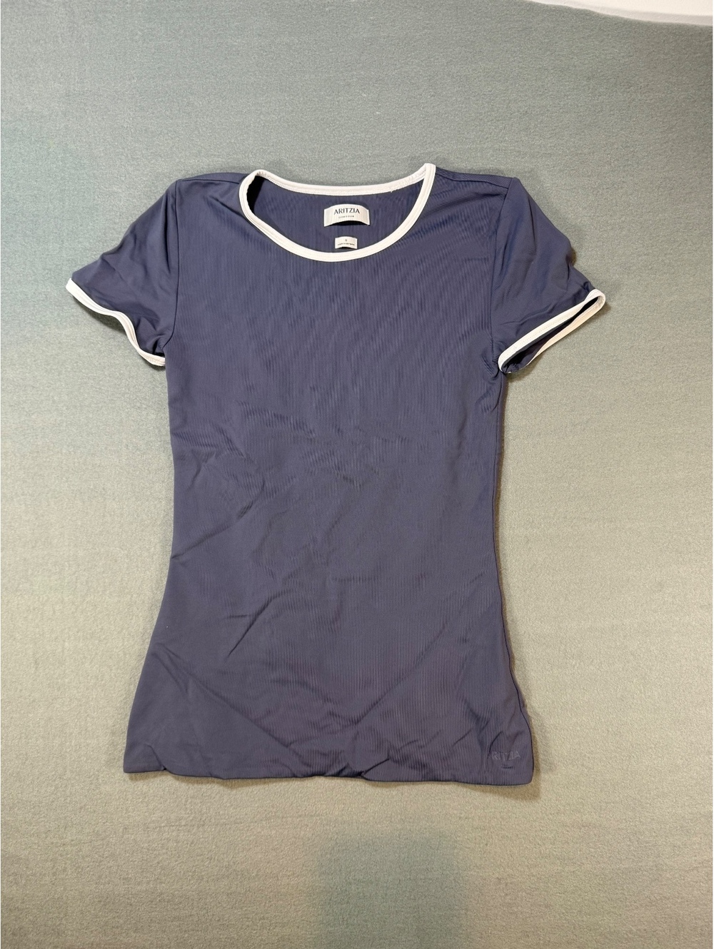 Aritzia Contour Ringer Tee Size Small